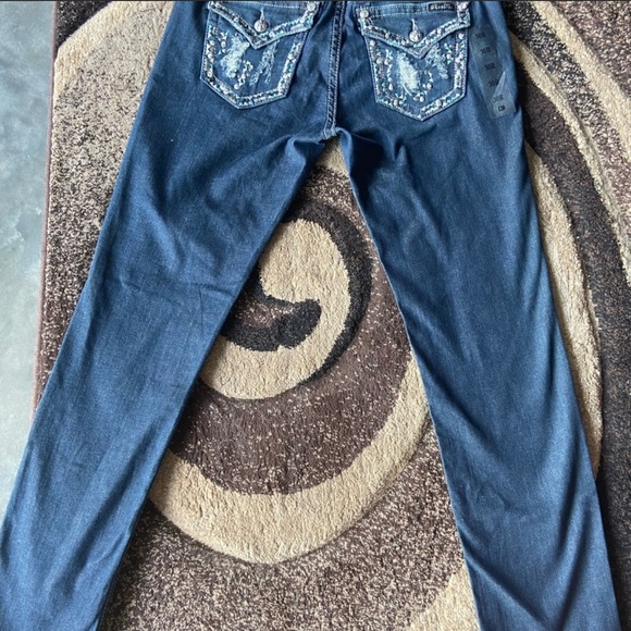 NWT Miss Me Mid Rise Skinny - Picture 4 of 6